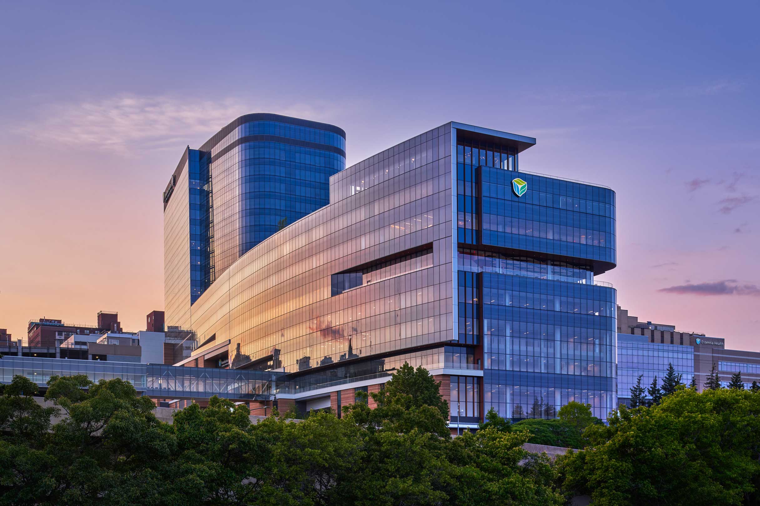 Exterior of Essentia Health Vision Northland at sunset